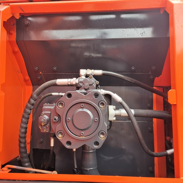 2023 Doosan DH300LC-44116823