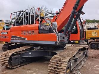 2023-doosan-dh300lc-44116824