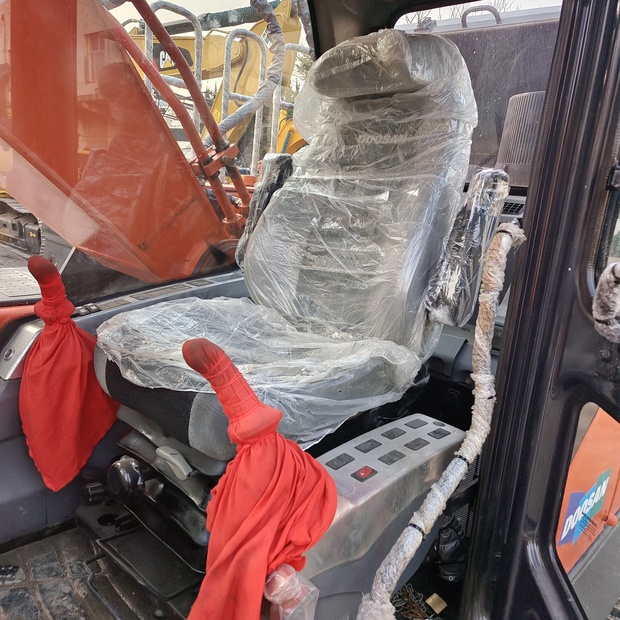 2023 دووسان DX225-44116843