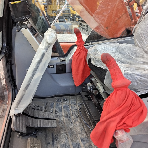 2023 دووسان DX225-44116845