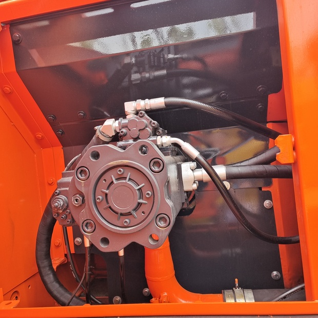 2023 Doosan DX300-44117515