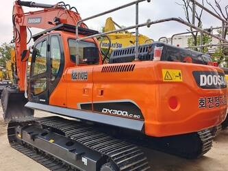 صورة ل 2023 دووسان DX300