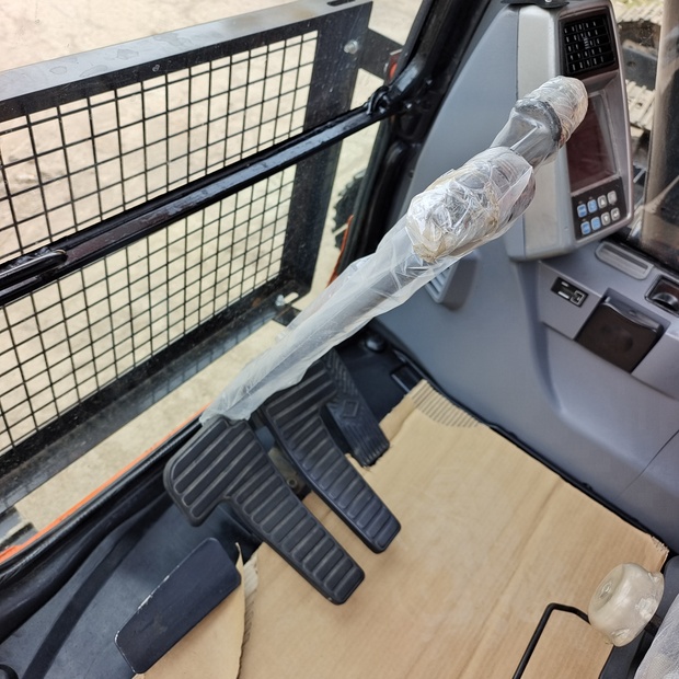 2023 دووسان DX300-44117526