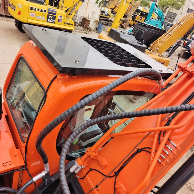 2023 دووسان DX300-44117530