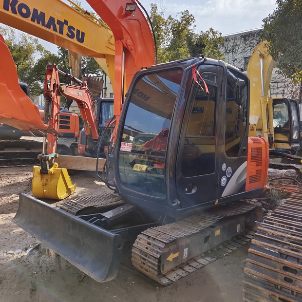 2023 هيتاشى ZAXIS60-44117883