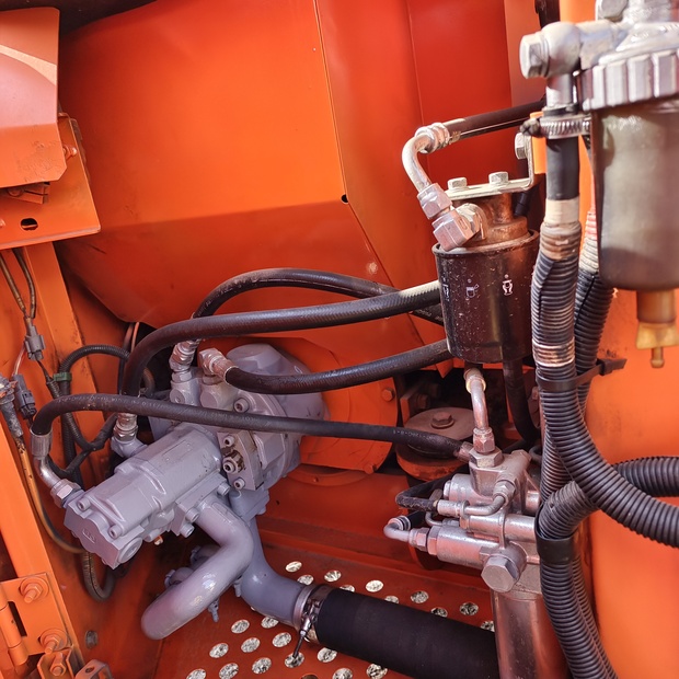 2023 هيتاشى ZAXIS60-44117885