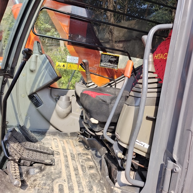 2023 Hitachi ZAXIS 70-44117888