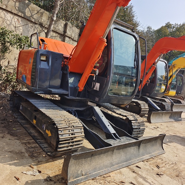 2023 Hitachi ZAXIS 70-44117894