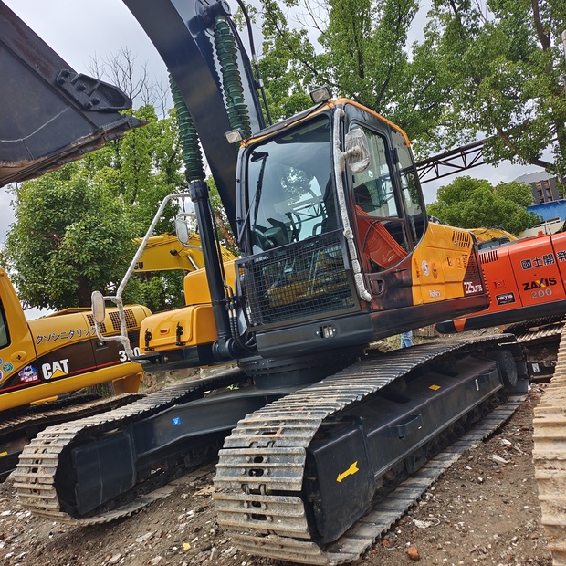 2022 Hyundai HX220HD-44118001