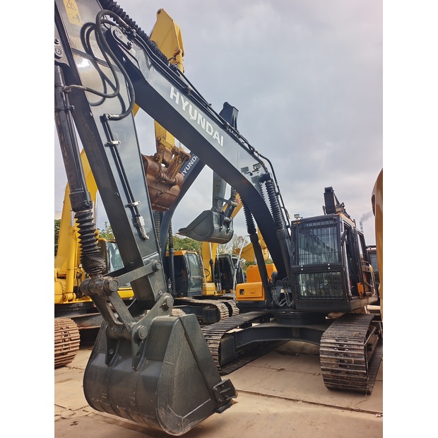 2023 Hyundai HX220HD-44118018