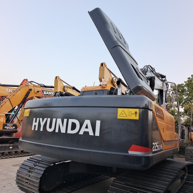 2023 Hyundai HX225HD-44118033