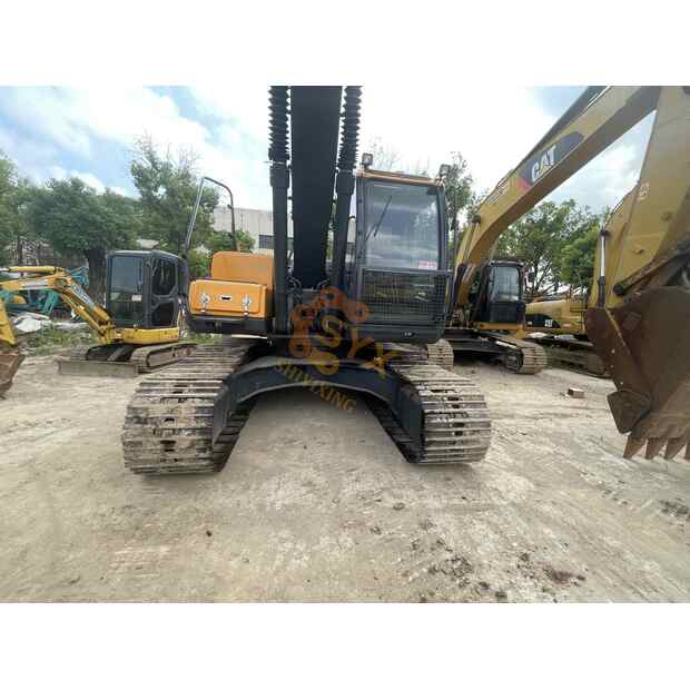 2023 هيونداي R220LC-9-44118328