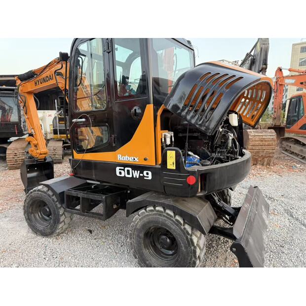 2024 هيونداي R60W-9-44118453