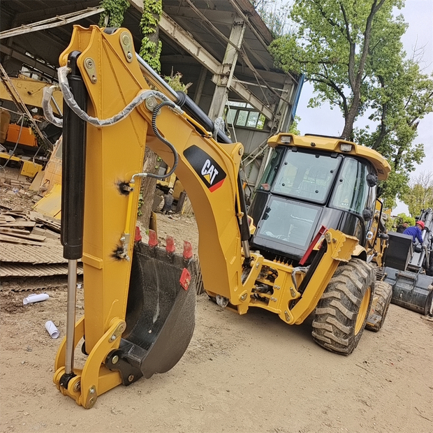 2024 كاتربيلر 416F-44118548