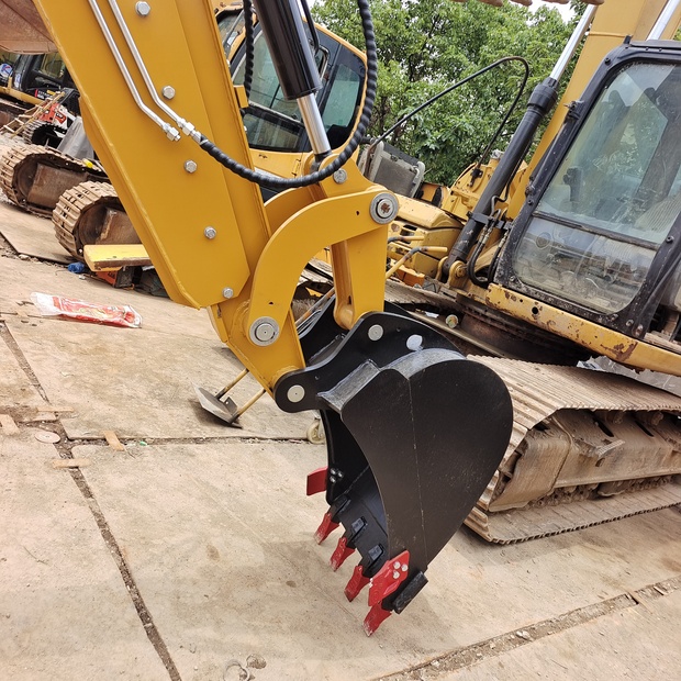 2024 Caterpillar 430F-44118605