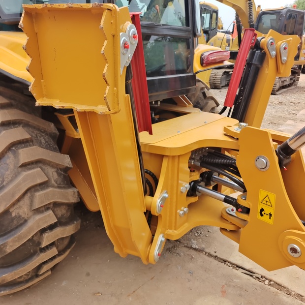 2024 Caterpillar 430F-44118608