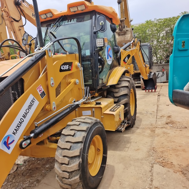 2024 Caterpillar 430F-44118612