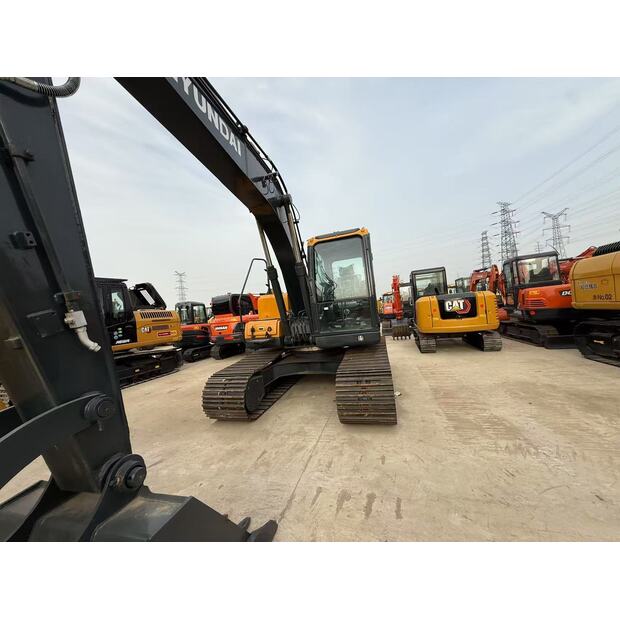 2024 هيونداي 150LC-9S-44118652