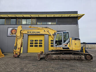 Image de PELLETEUSES SUR CHENILLES 2012 New Holland E235BSR-2