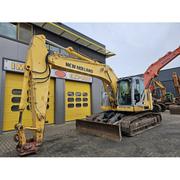 2012 نيو هولاند E235BSR-2-44118693