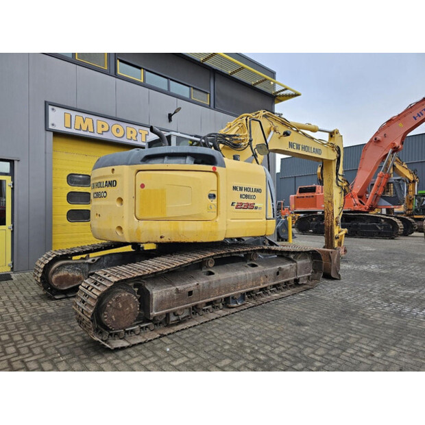 2012 نيو هولاند E235BSR-2-44118696