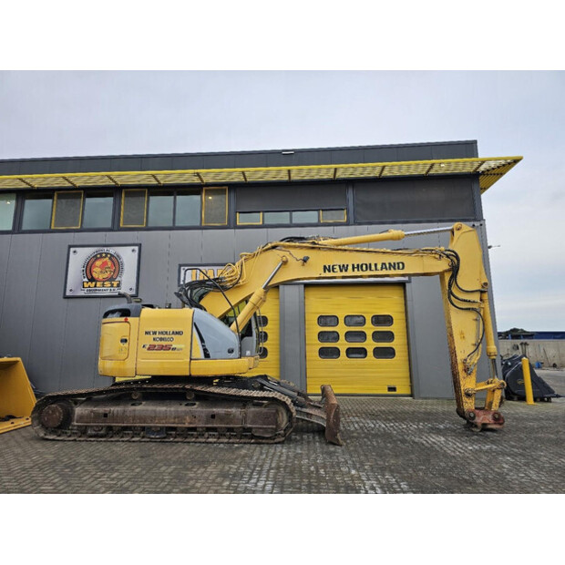 2012 نيو هولاند E235BSR-2-44118697