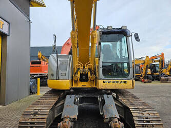 2012-new-holland-e235bsr-2-1391717-44118699