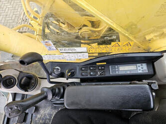 2012-new-holland-e235bsr-2-1391717-44118709