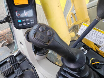 2012-new-holland-e235bsr-2-1391717-44118711