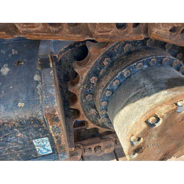 2021 هيتاشى ZX220LC-44118786