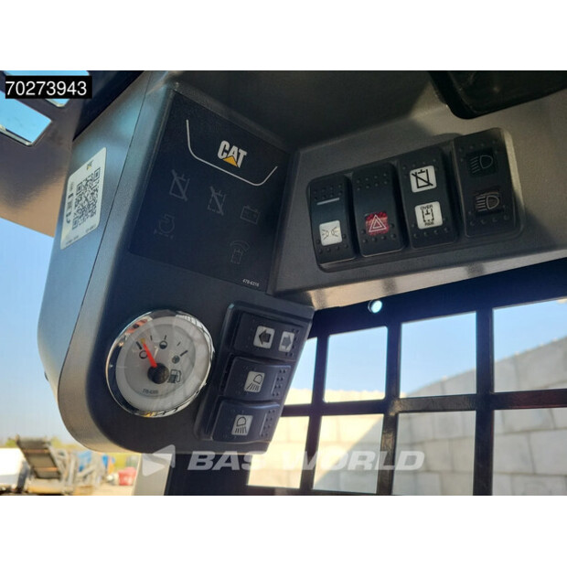 2024 كاتربيلر 216B3-44118797