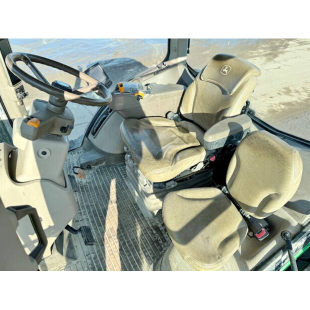 2015 JOHN DEERE 8370RT-44118923