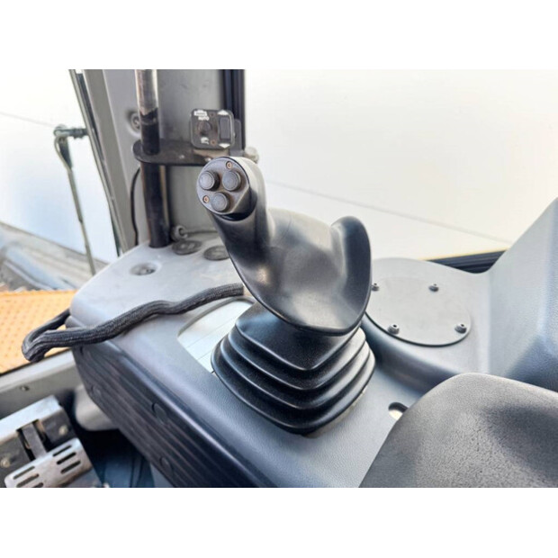 2017 Liebherr PR756-44119040