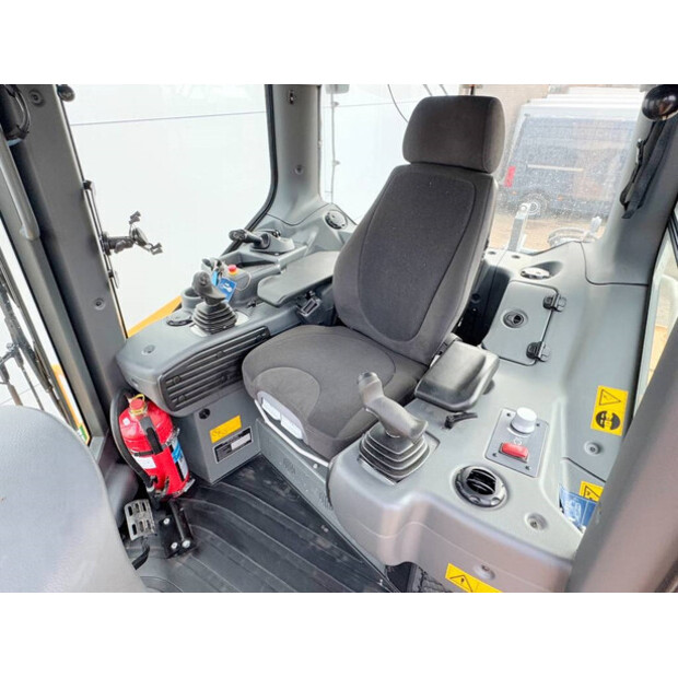 2023 Liebherr PR756-44119072