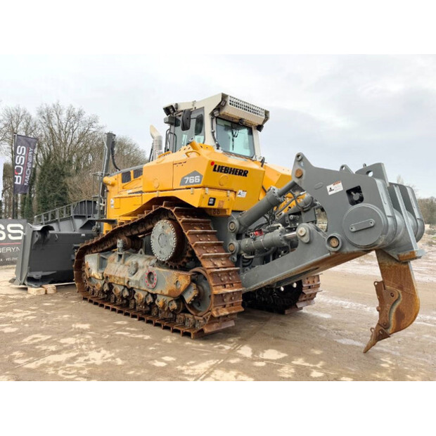 2022 ليبهير PR766 05-44119107