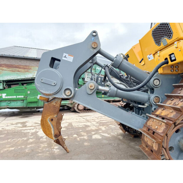 2022 ليبهير PR766 05-44119131