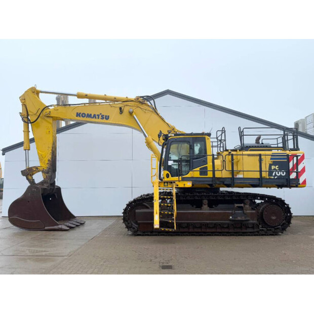 2015 كوماتسو PC700LC-8EO-44119144