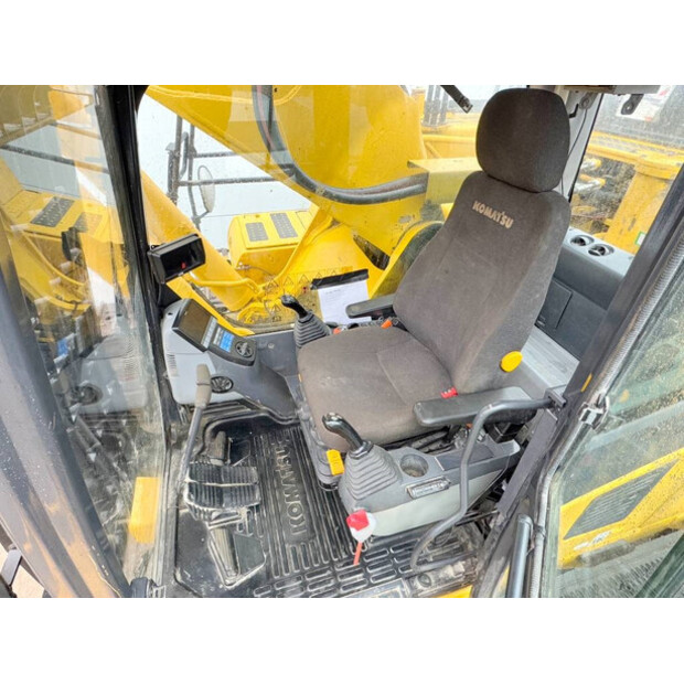 2015 كوماتسو PC700LC-8EO-44119150