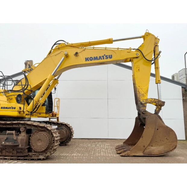 2015 كوماتسو PC700LC-8EO-44119153