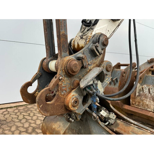 2014 Liebherr R914-44119209