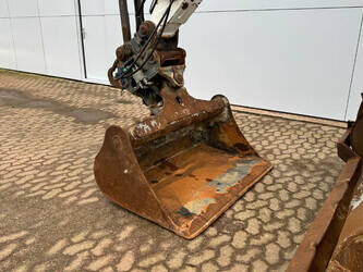 2014-liebherr-r914-1391731-44119211