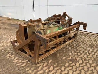 2014-liebherr-r914-1391731-44119214