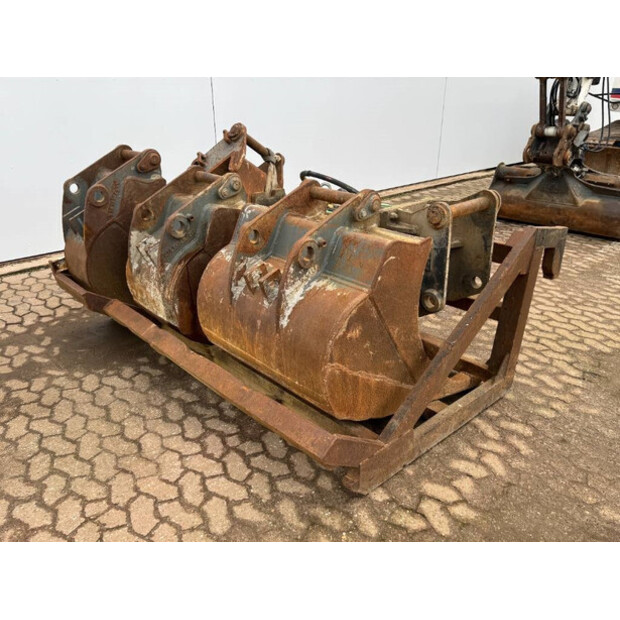 2014 Liebherr R914-44119215