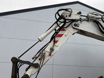 2014-liebherr-r914-1391731-44119216