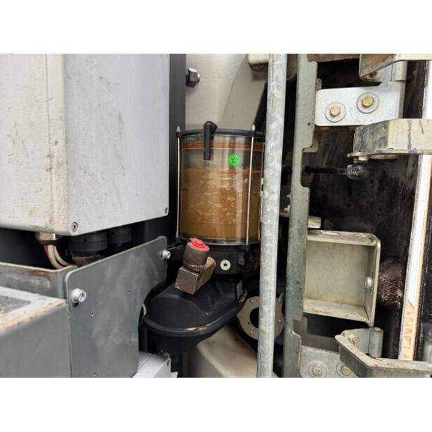 2014 Liebherr R914-44119226