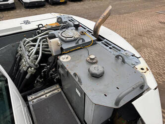 2014-liebherr-r914-1391731-44119227