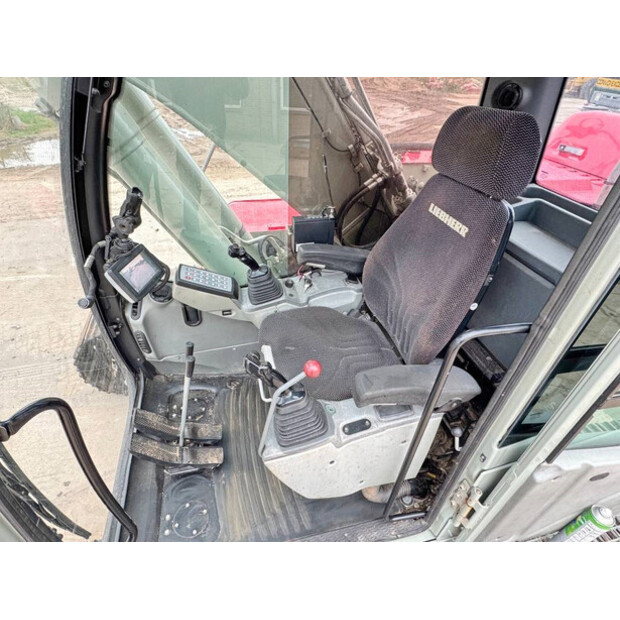 2016 Liebherr R926WLC-44119263