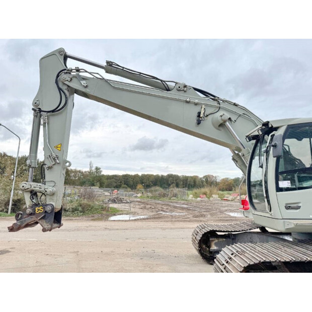 2016 Liebherr R926WLC-44119265