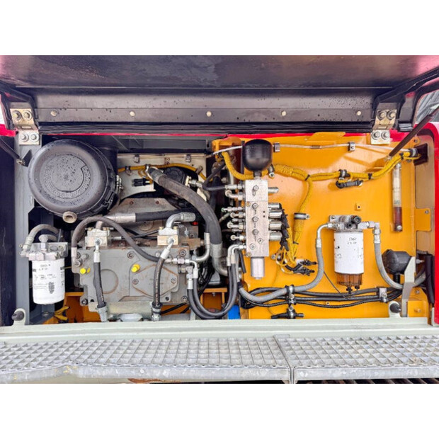 2016 Liebherr R926WLC-44119275