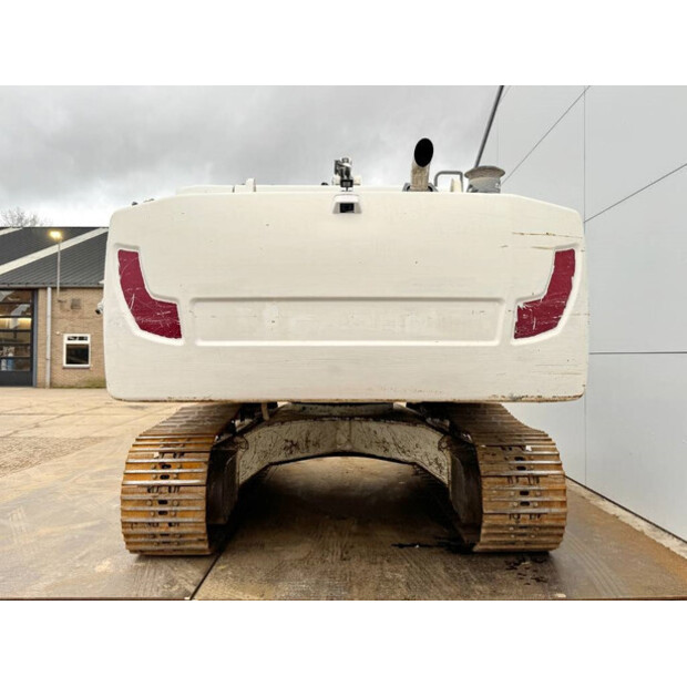 2016 ليبهير R946LC-44119287